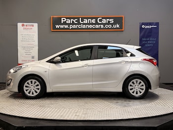Used Hyundai i30 2015 for sale - 76102047: Photo 4