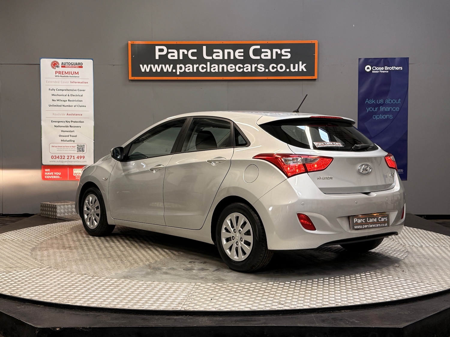 Used Hyundai i30 2015 for sale - 76102047: Photo 5