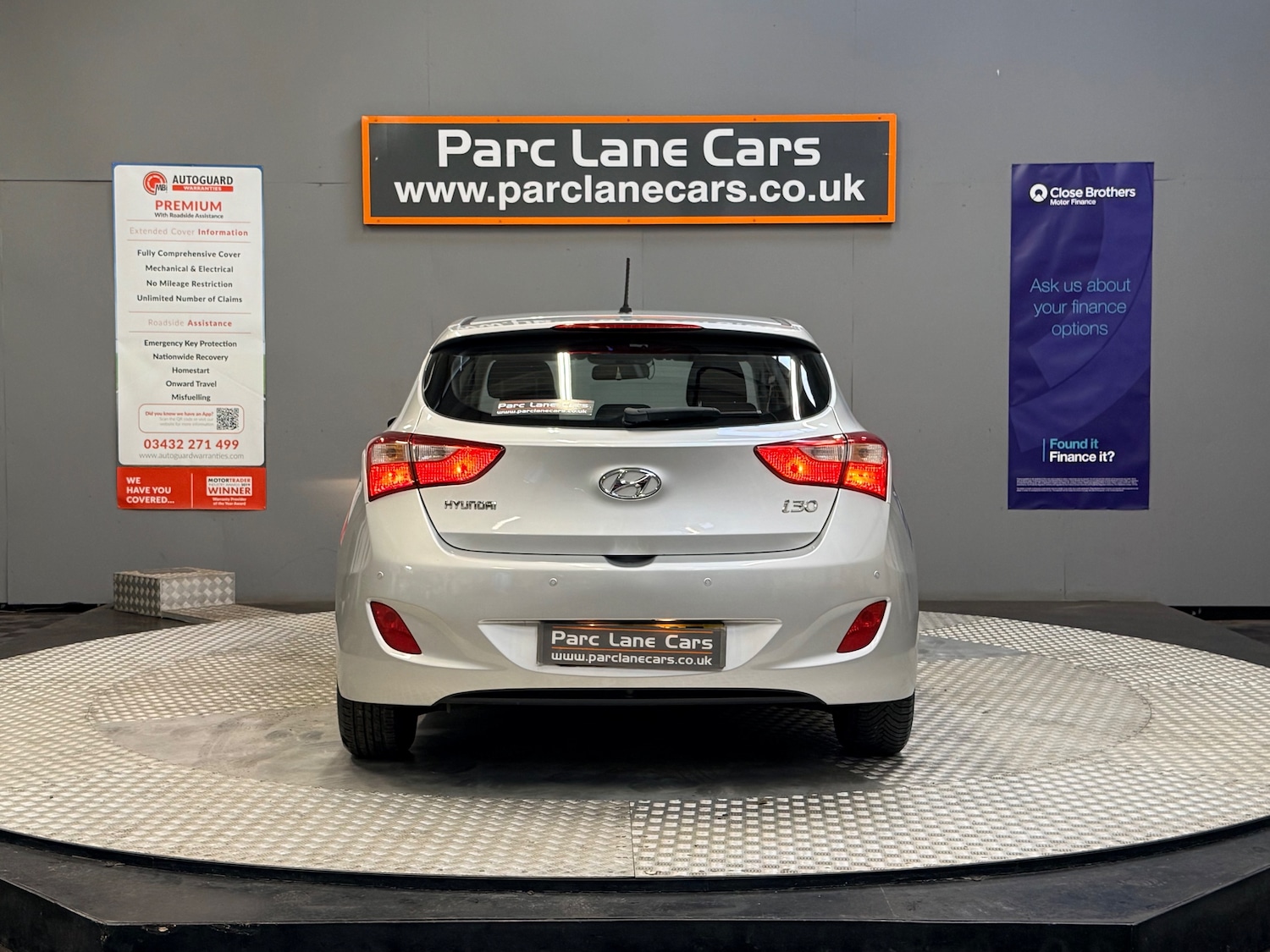 Used Hyundai i30 2015 for sale - 76102047: Photo 6