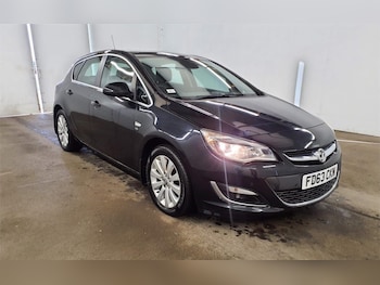 Used Vauxhall Astra 2013 for sale - 76565605: Photo