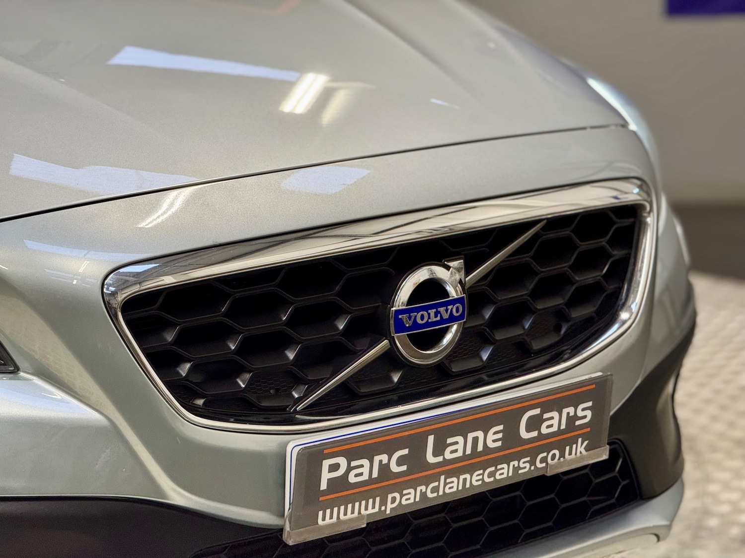 Used Volvo V40 Cross Country 2015 for sale - 76082397: Photo 27
