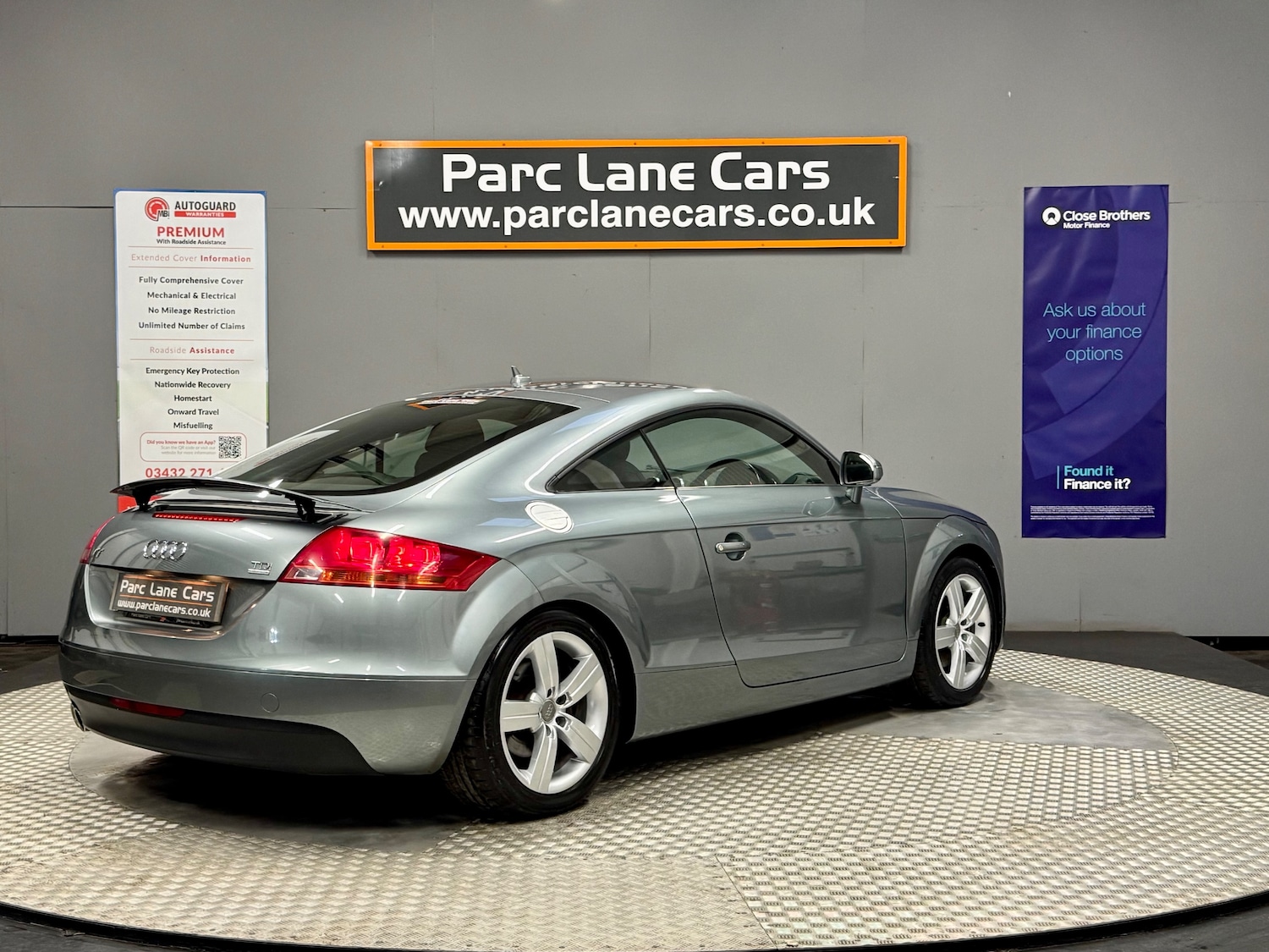 Used Audi TT 2009 for sale - 76405840: Photo 3