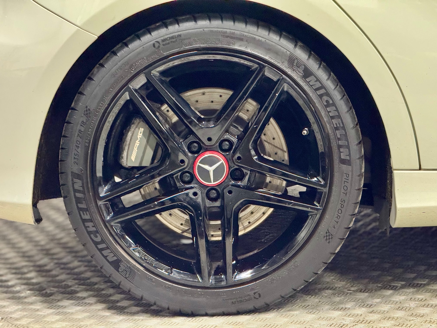 Used Mercedes-Benz A-Class 2014 for sale - 77045773: Photo 11