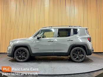 Used Jeep Renegade 2020 for sale - 77220876: Photo