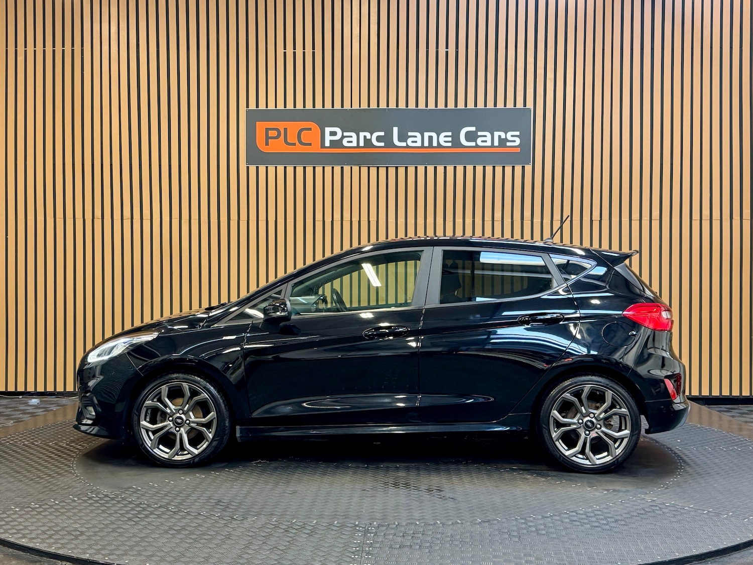 Used Ford Fiesta 2018 for sale - 77759542: Photo 8