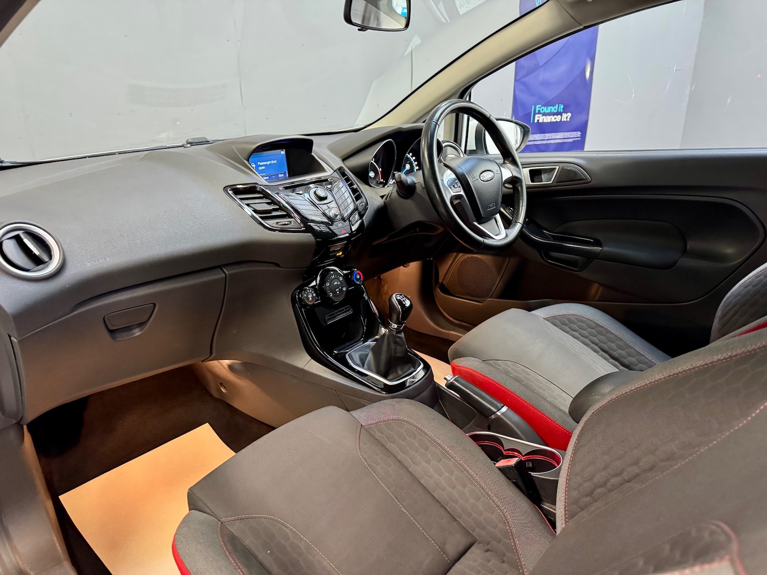 Used Ford Fiesta 2014 for sale - 75871583: Photo 15