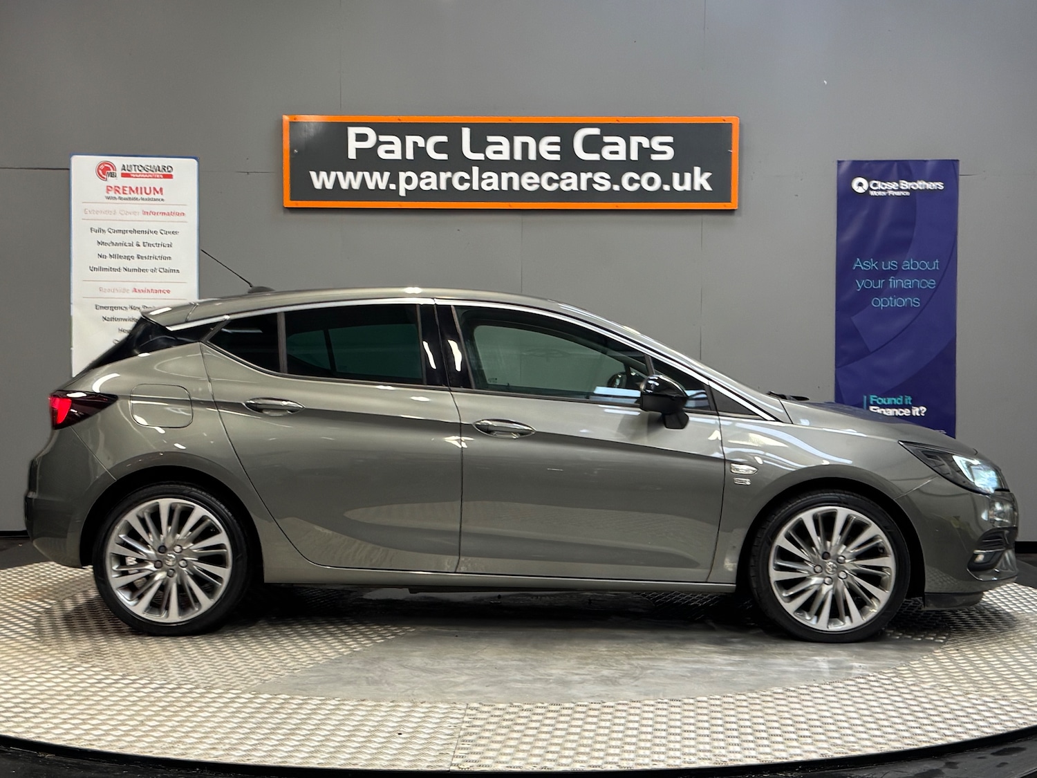 Used Vauxhall Astra 2021 for sale - 76569285: Photo 2