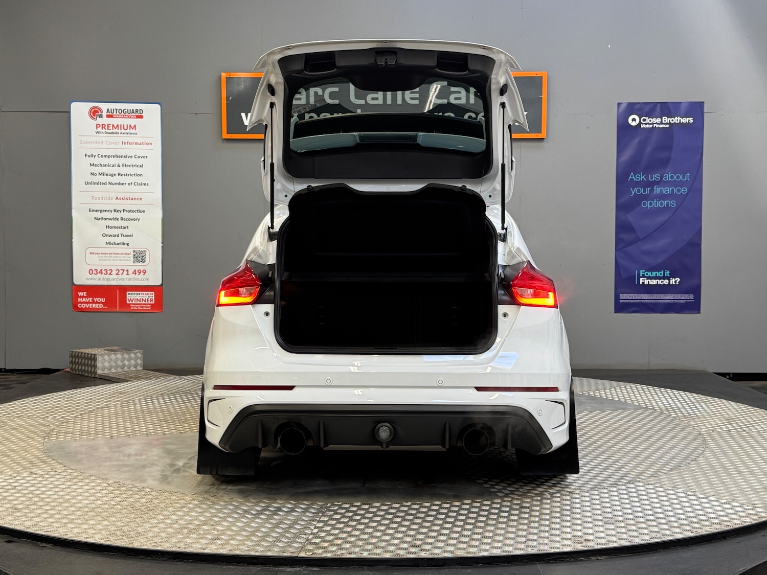 Used Ford Focus for sale - 76374642: Photo 5