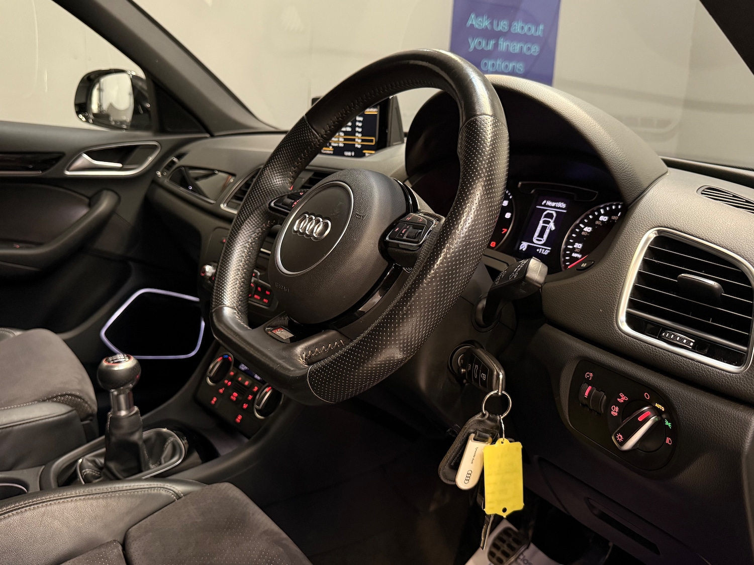 Used Audi Q3 2018 for sale - 76569277: Photo 11