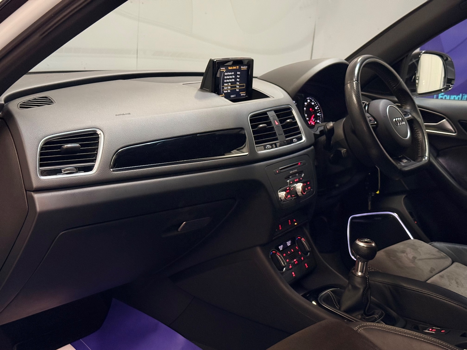 Used Audi Q3 2018 for sale - 76569277: Photo 20