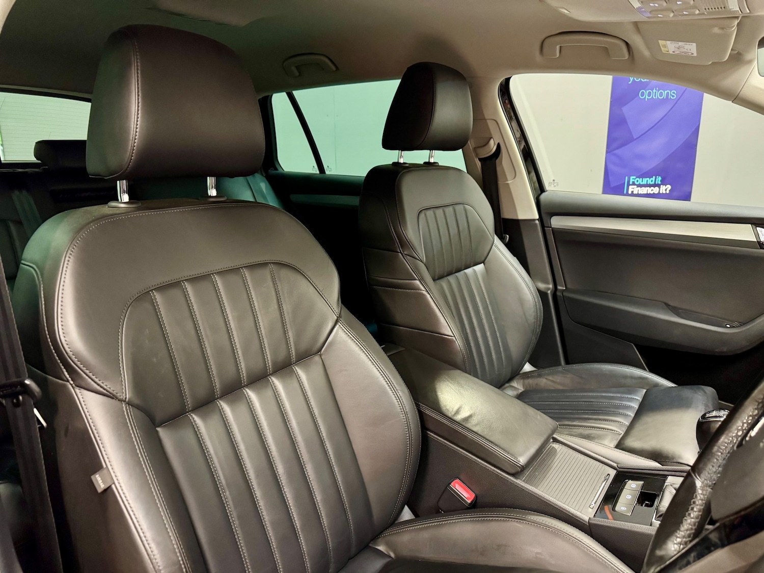 Used Skoda Superb 2018 for sale - 76569282: Photo 17