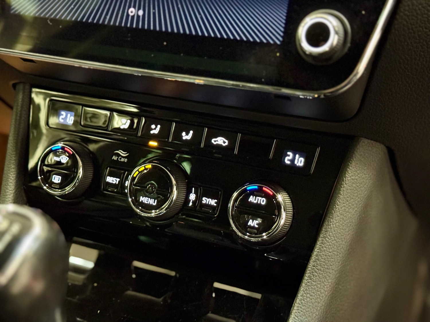 Used Skoda Superb 2018 for sale - 76569282: Photo 23