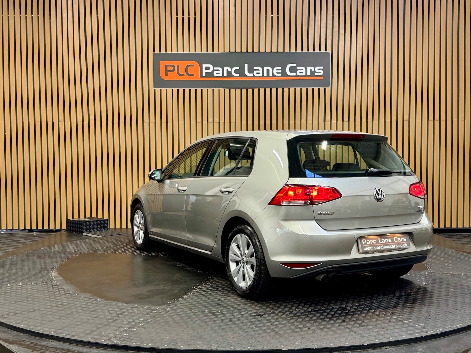 Used Volkswagen Golf 2013 for sale - 77327235: Photo 5