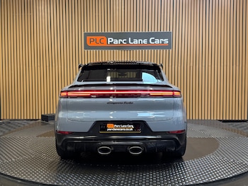 Used Porsche Cayenne 2024 for sale - 78633191: Photo