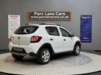 Used Dacia Sandero Stepway 2016 for sale - 74927626: Photo