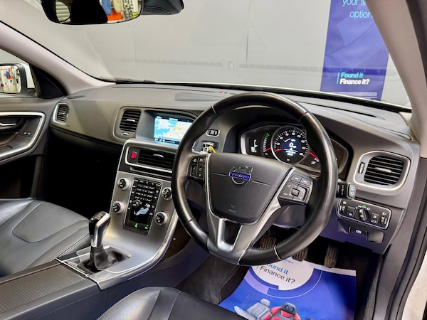 Used Volvo V60 2016 for sale - 75085028: Photo 12