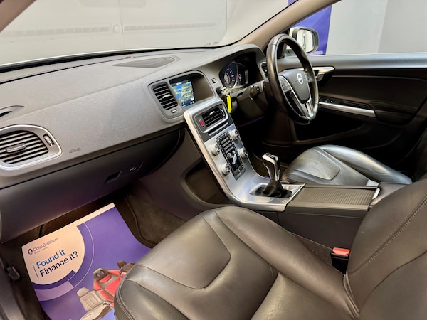 Used Volvo V60 2016 for sale - 75085028: Photo 15