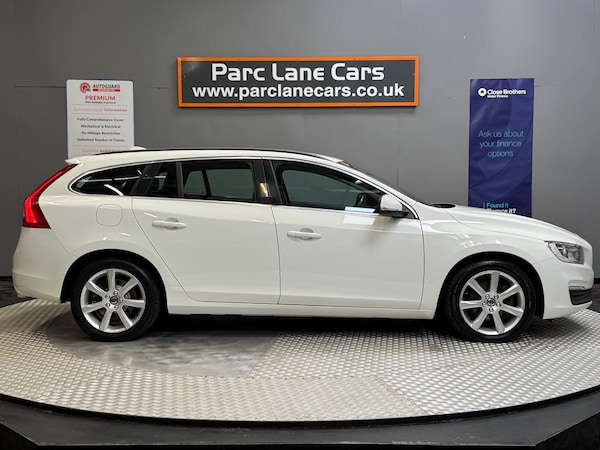 Used Volvo V60 2016 for sale - 75085028: Photo 2