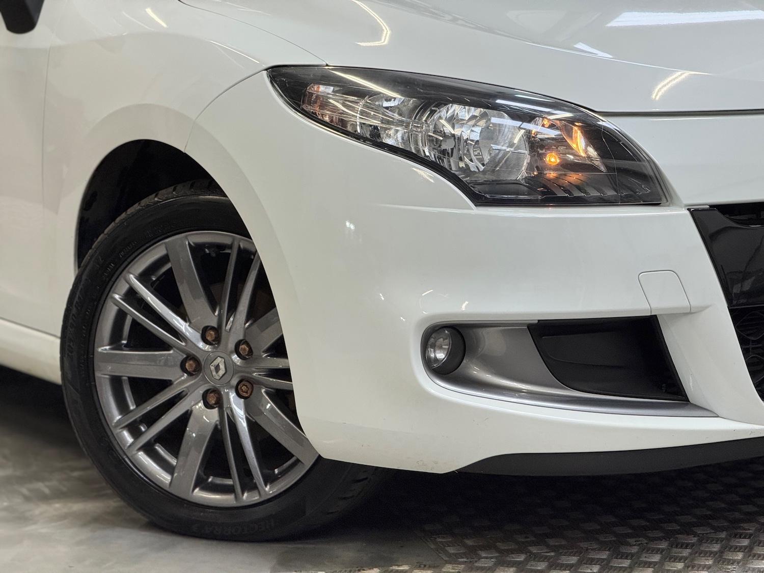 Used Renault Megane 2011 for sale - 75722691: Photo 19