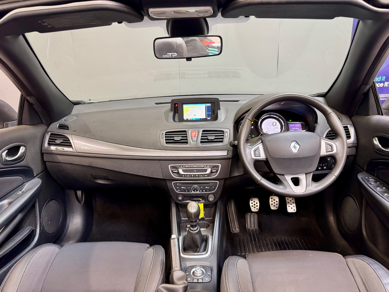 Used Renault Megane 2011 for sale - 75722691: Photo 22