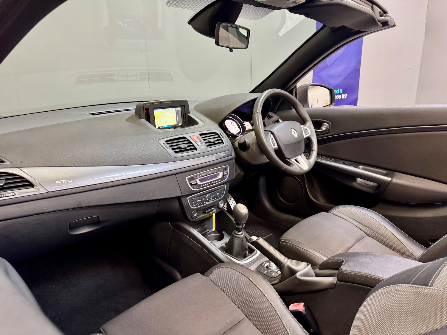 Used Renault Megane 2011 for sale - 75722691: Photo 23