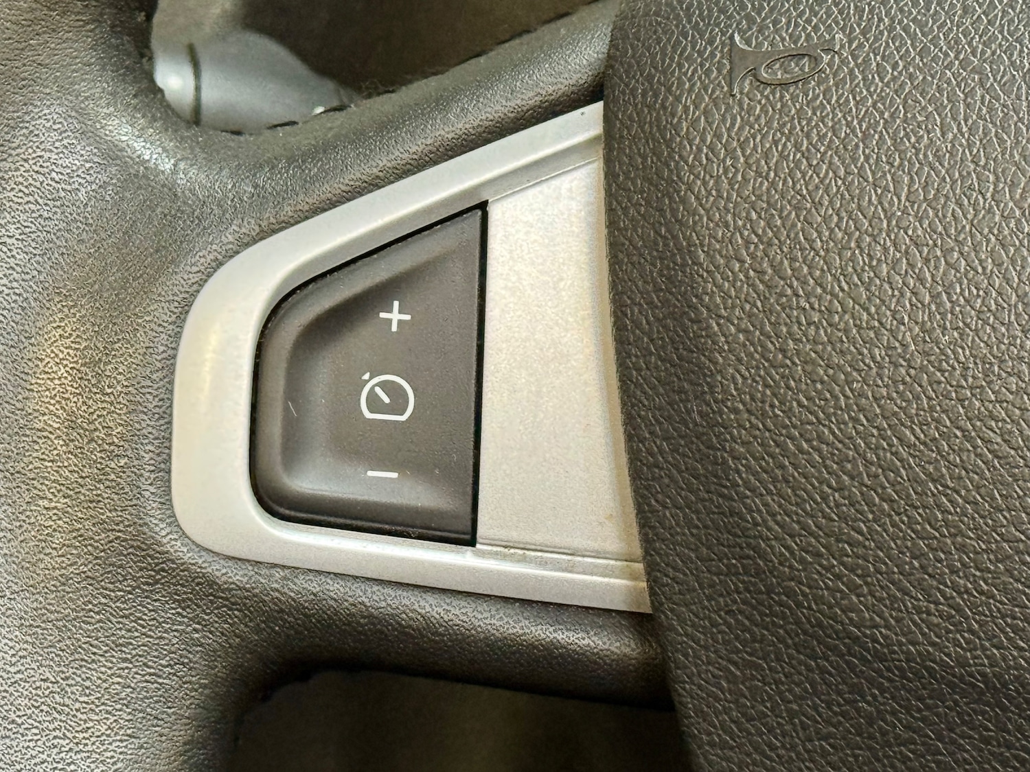 Used Renault Megane 2011 for sale - 75722691: Photo 29