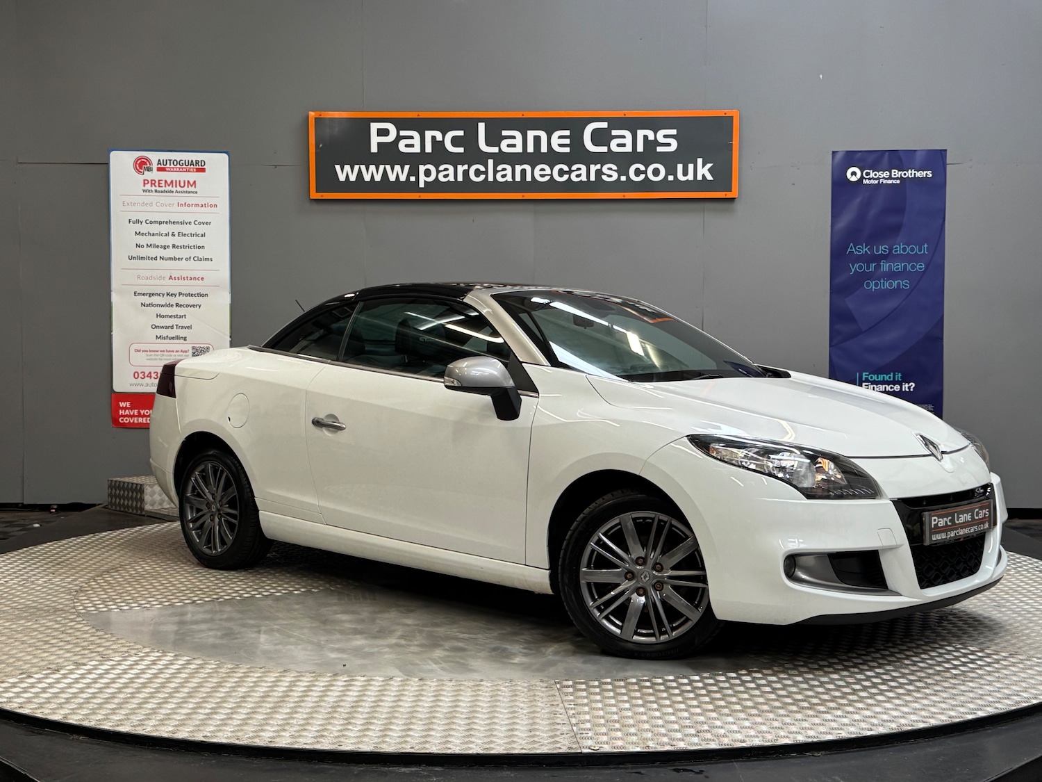 Used Renault Megane 2011 for sale - 75722691: Photo 3