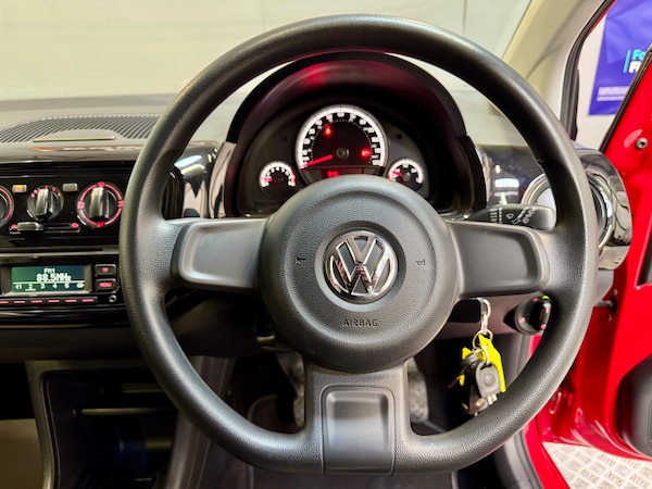 Used Volkswagen up! 2013 for sale - 74405538: Photo 13