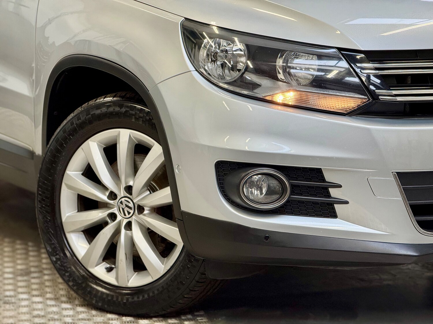 Used Volkswagen Tiguan for sale - 75700758: Photo 11
