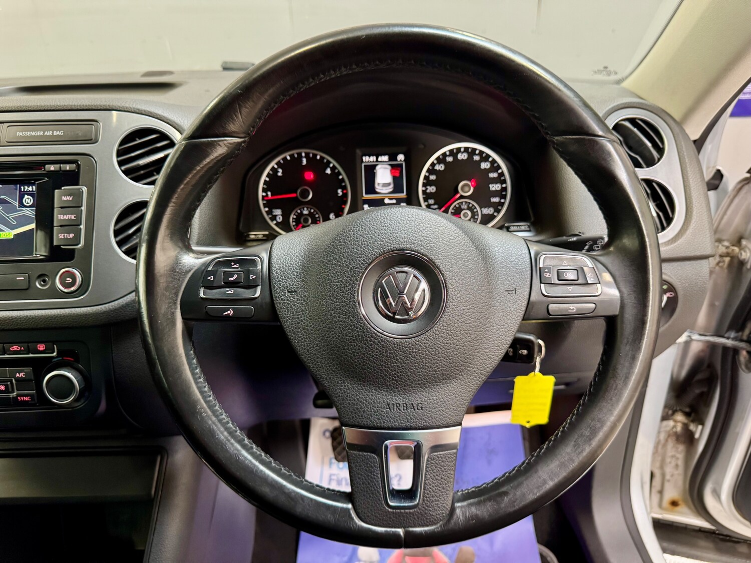 Used Volkswagen Tiguan for sale - 75700758: Photo 12