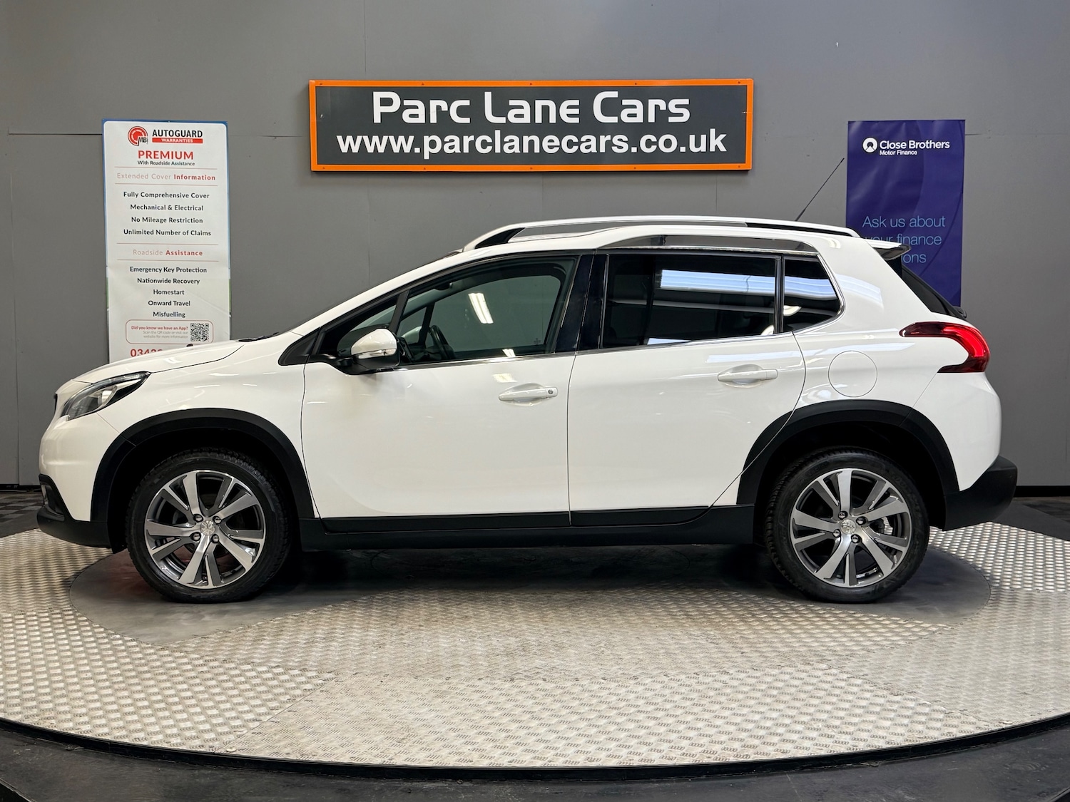 Used Peugeot 2008 2016 for sale - 75908579: Photo 4