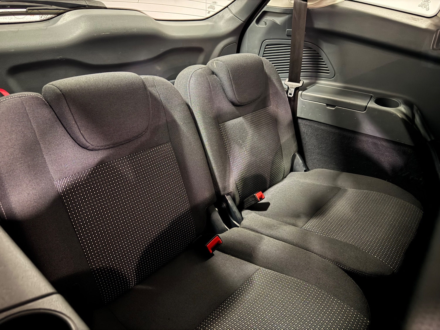 Used Ford Grand C-Max 2012 for sale - 76807784: Photo 21