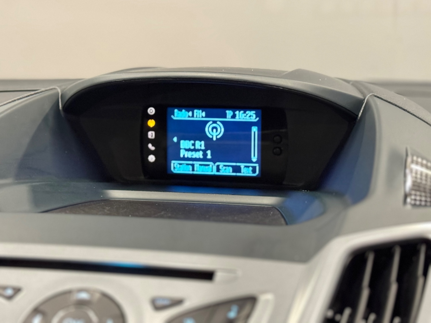 Used Ford Grand C-Max 2012 for sale - 76807784: Photo 24