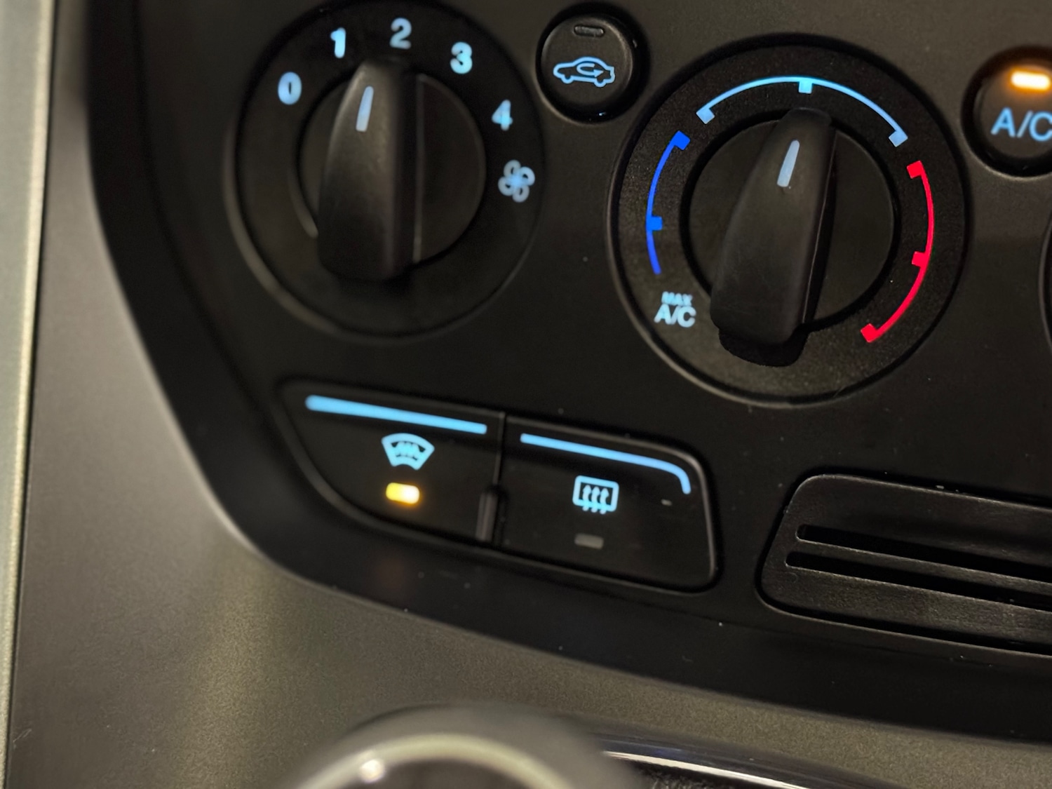 Used Ford Grand C-Max 2012 for sale - 76807784: Photo 28