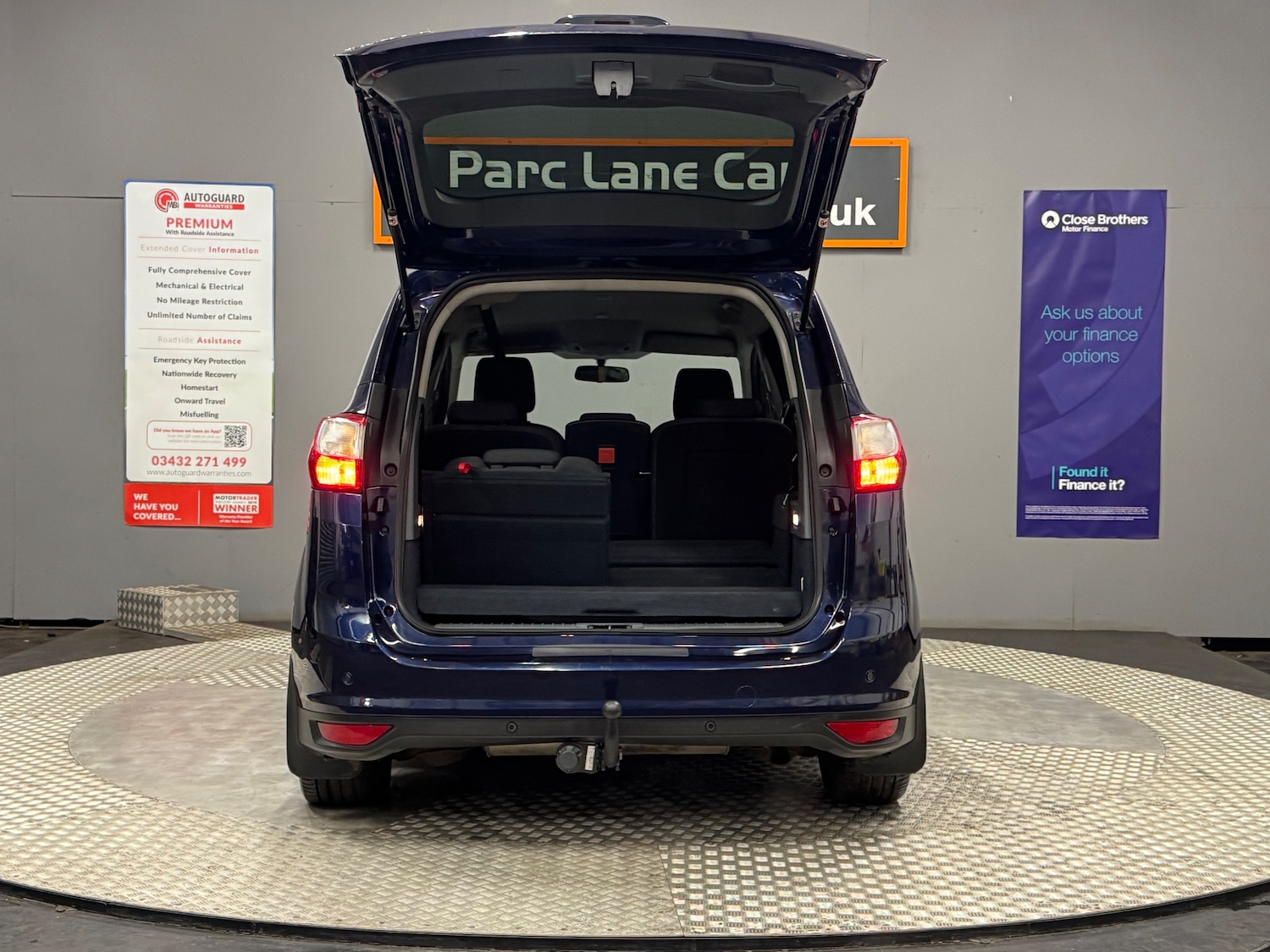 Used Ford Grand C-Max 2012 for sale - 76807784: Photo 7