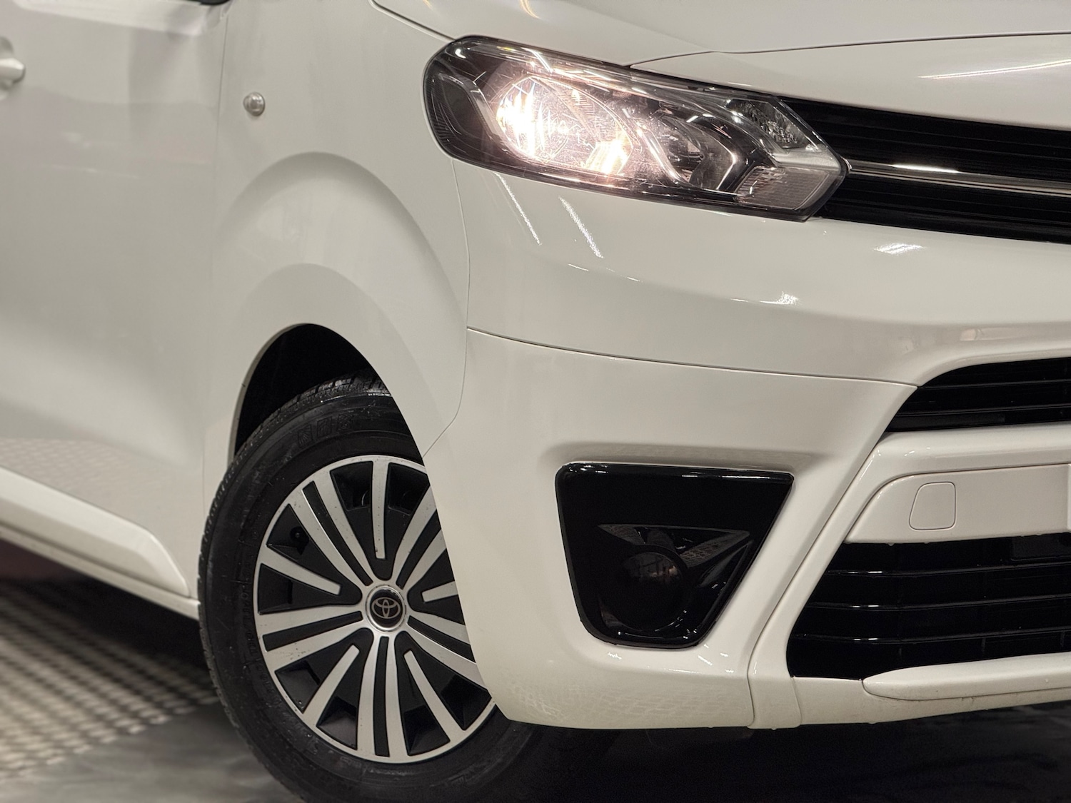 Used Toyota ProAce 2019 for sale - 76650365: Photo 12