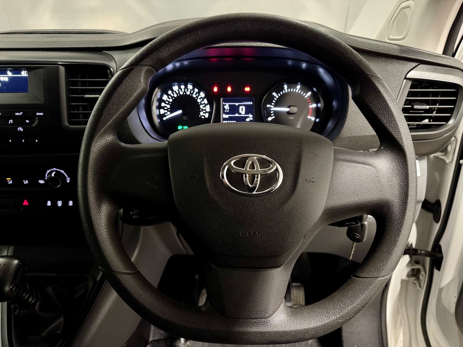 Used Toyota ProAce 2019 for sale - 76650365: Photo 14