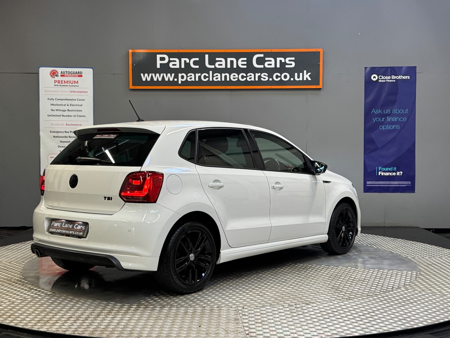 Used Volkswagen Polo 2017 for sale - 76480793: Photo 3