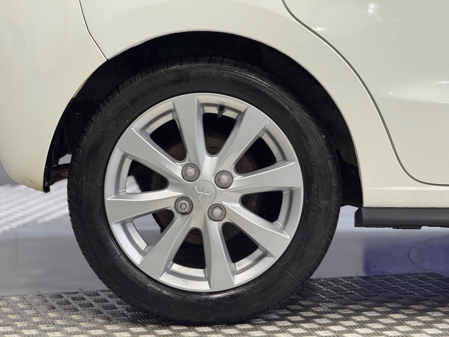 Used Mitsubishi Mirage 2013 for sale - 76369027: Photo 10