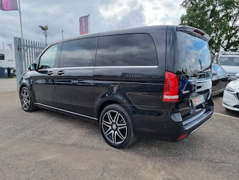 Used Mercedes-Benz V-Class 2016 for sale - 79627079: Photo