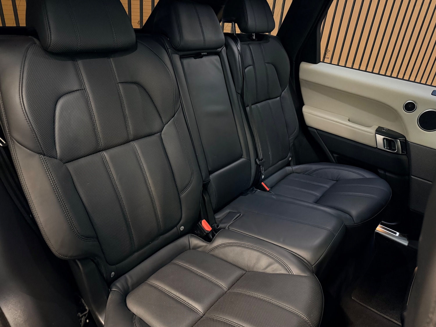 Used Land Rover Range Rover Sport 2017 for sale - 77600552: Photo 22