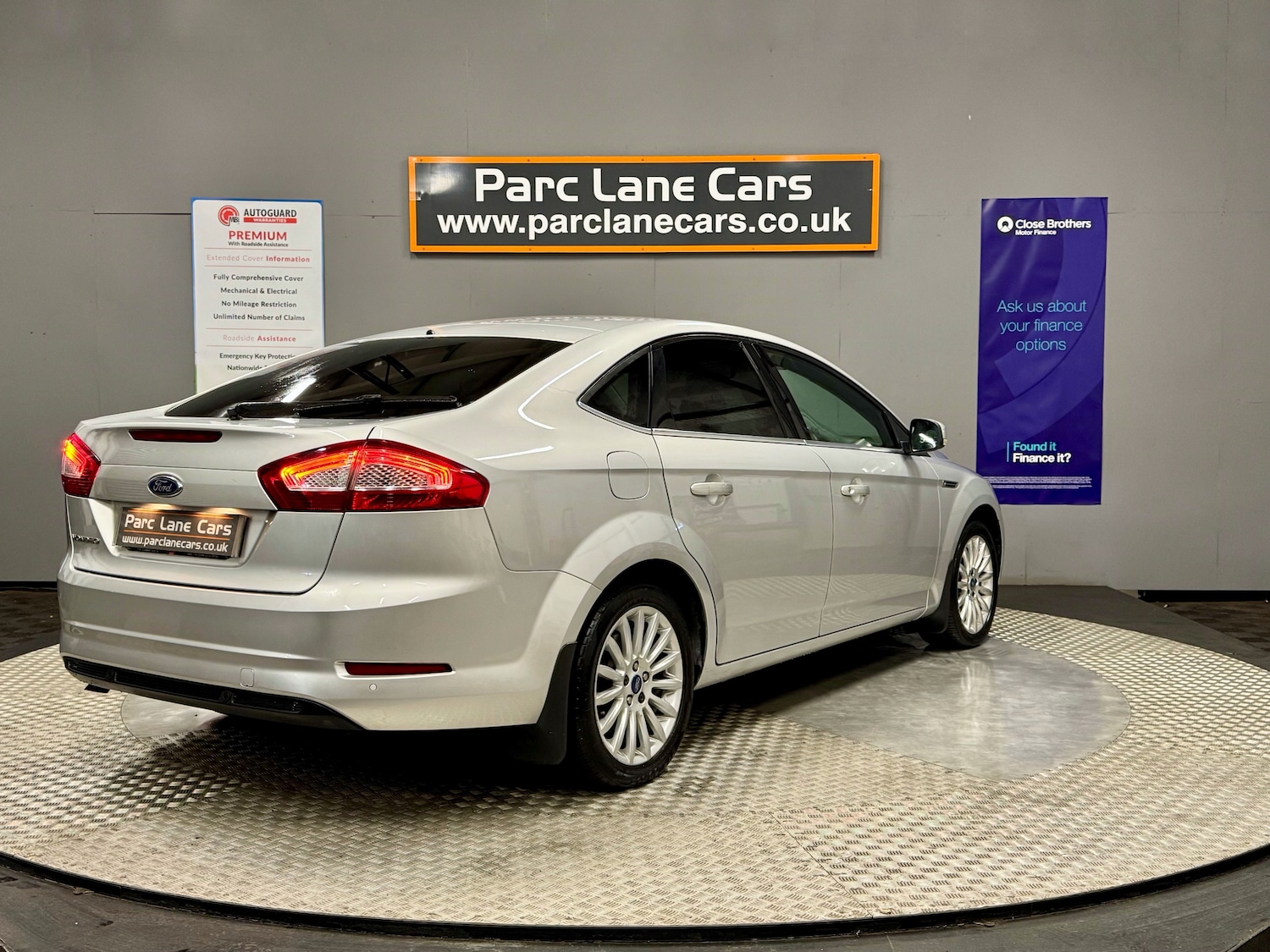 Used Ford Mondeo 2012 for sale - 76946016: Photo 3