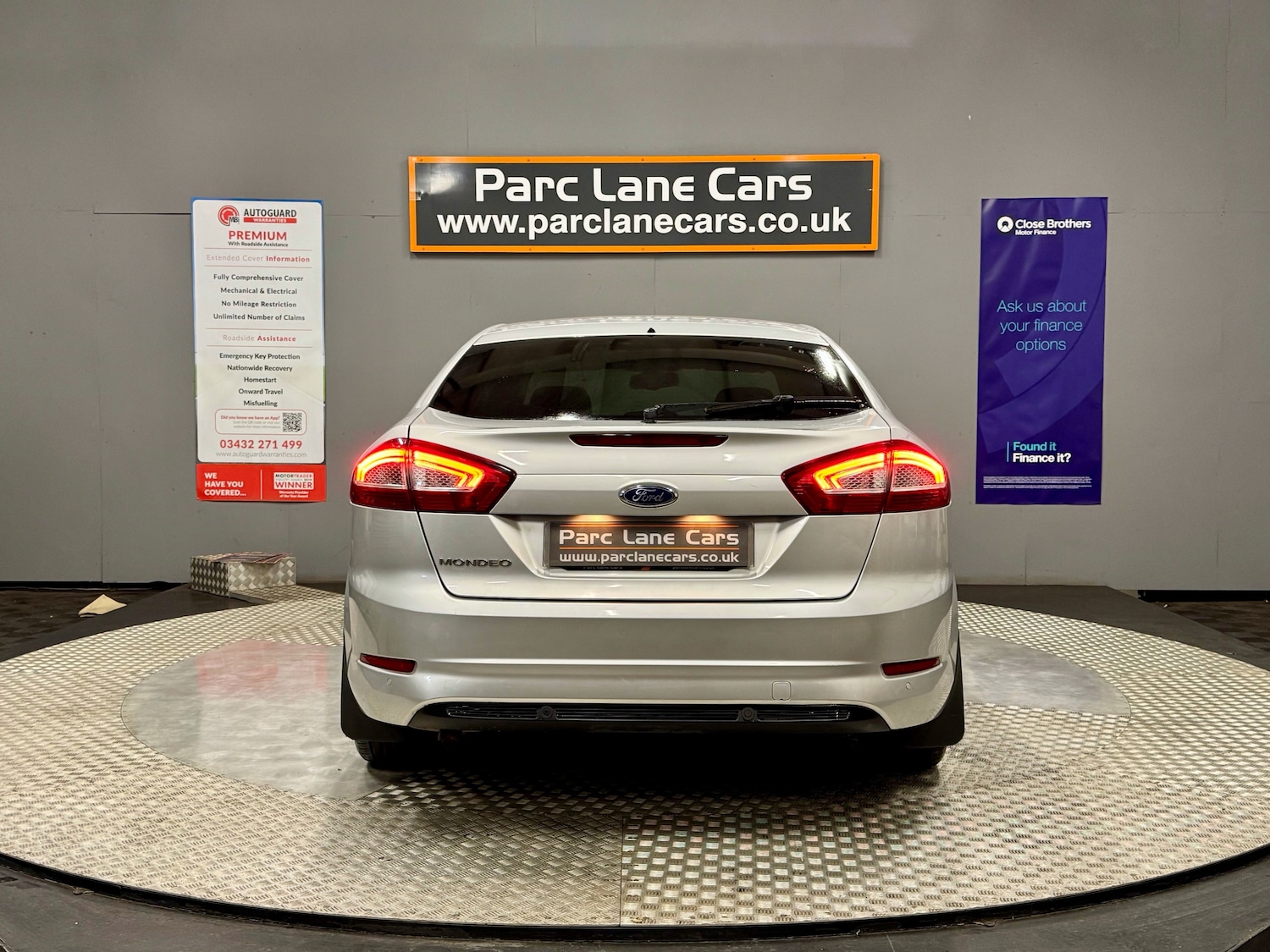 Used Ford Mondeo 2012 for sale - 76946016: Photo 4