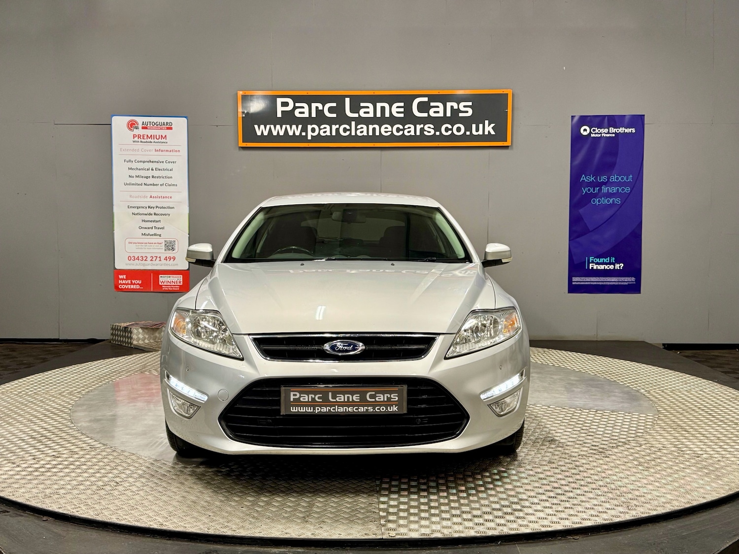Used Ford Mondeo 2012 for sale - 76946016: Photo 9