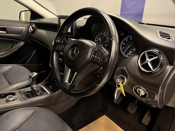 Used Mercedes-Benz A-Class 2013 for sale - 76102063: Photo 11