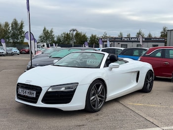 2015 (64) - 4.2 FSI V8 Quattro 2dr S Tronic ** ONLY 19000 MILES **