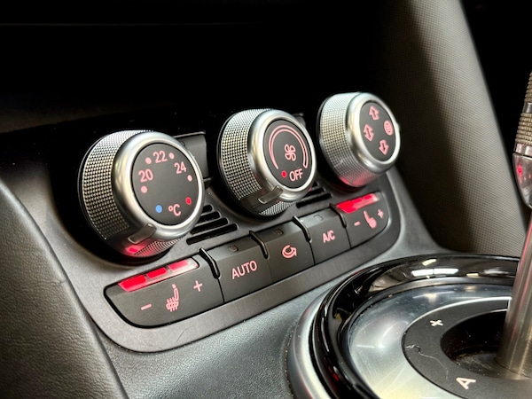 Used Audi R8 2015 for sale - 75593704: Photo 21