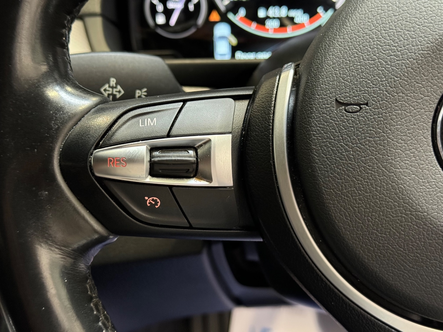 Used BMW 5 Series 2015 for sale - 77323968: Photo 22