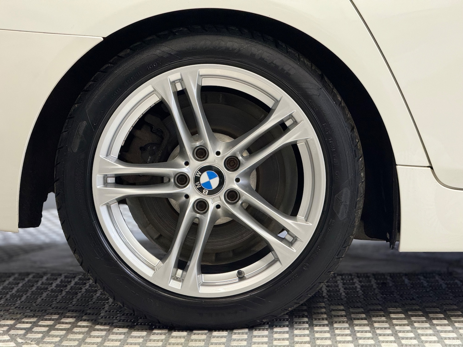 Used BMW 5 Series 2015 for sale - 77323968: Photo 9