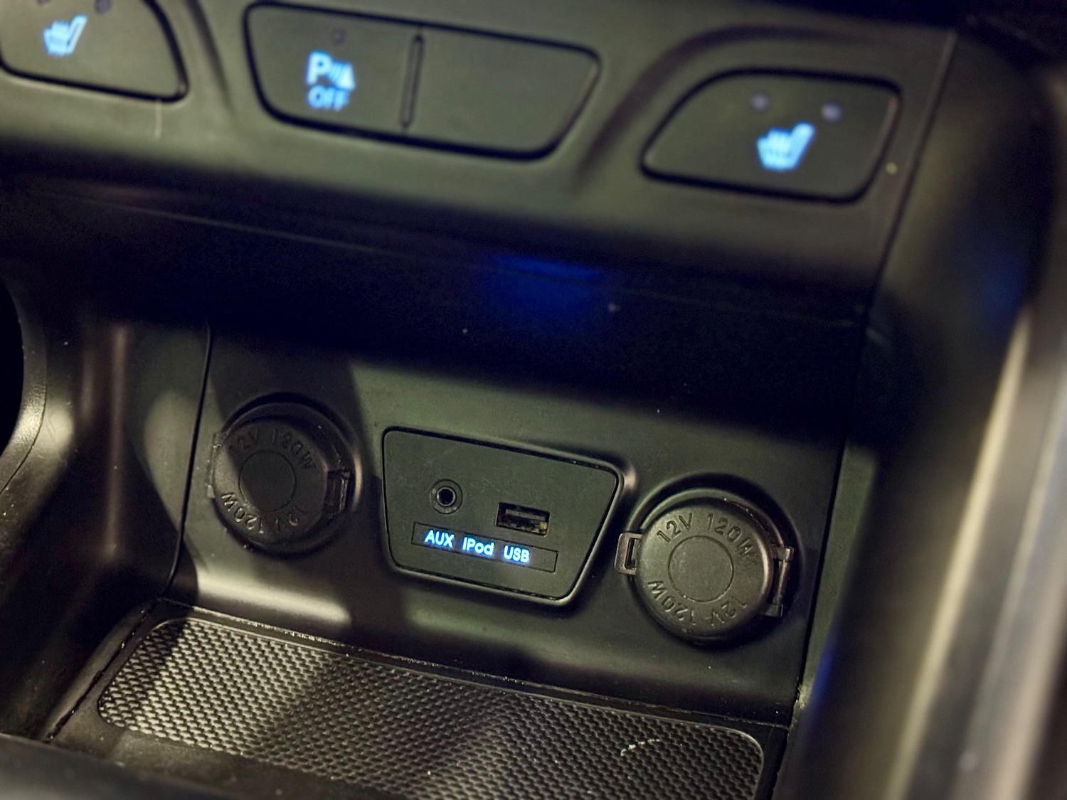 Used Hyundai Ix35 2013 for sale - 76883924: Photo 21